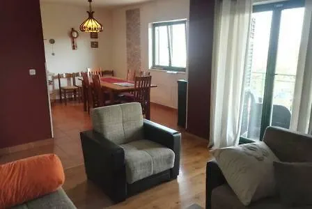 Vikendica Mirta Kastel Novi